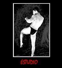 STUDIO PHOTO