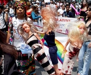 Cr�menes por homofobia